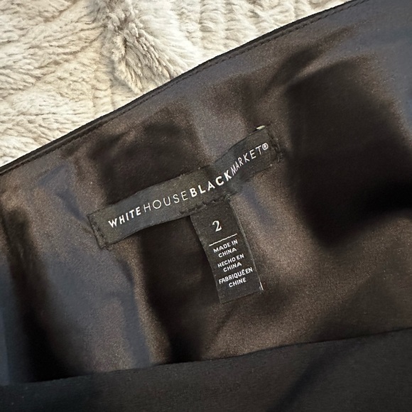 Elegant Black One-Shoulder Dress - Picture 3 of 3